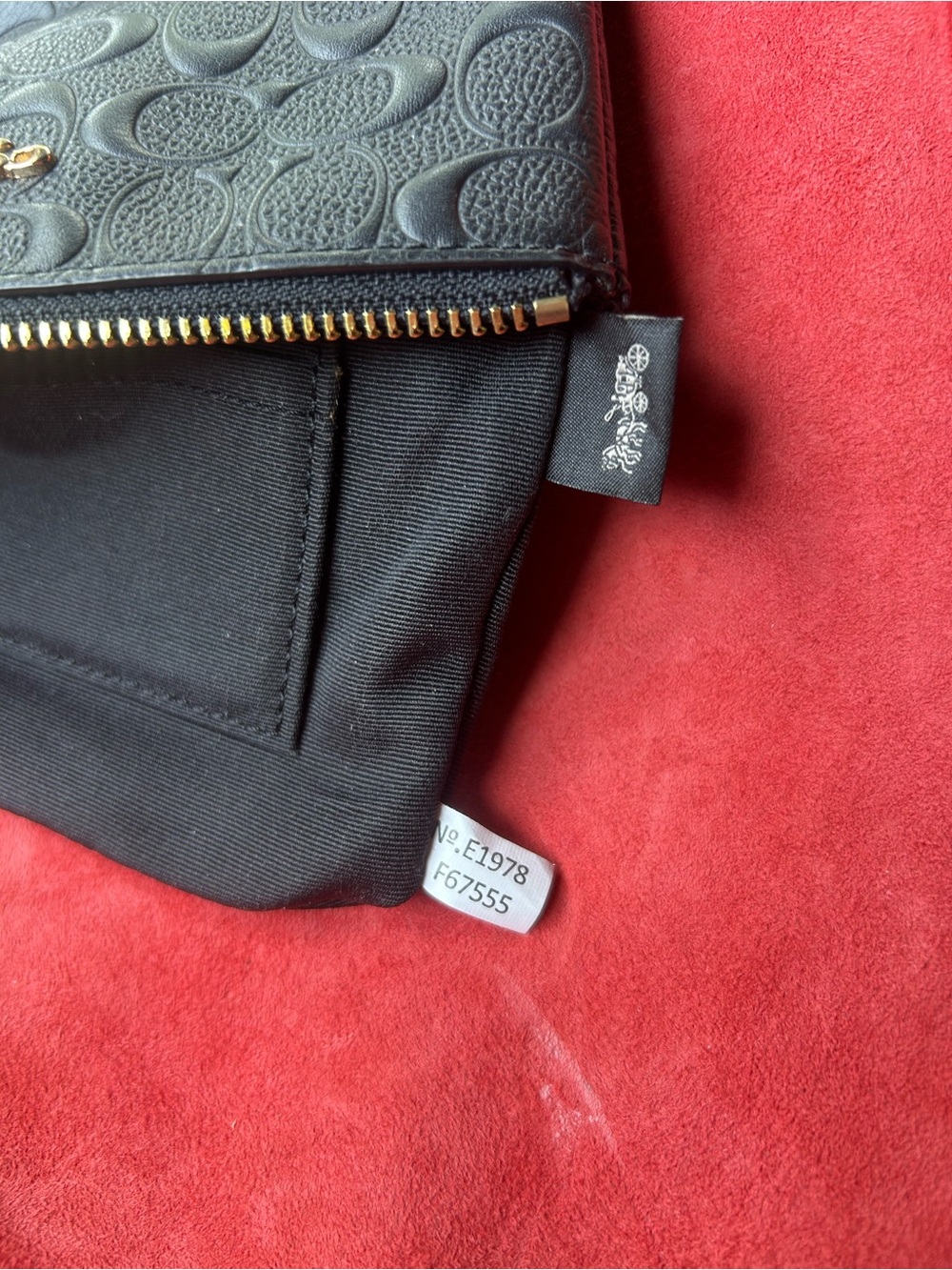 NWOT Coach leather puffy wristlet - Picture 2 of 6